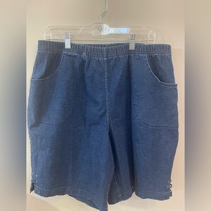 Croft & Barrow Bermuda Mid Rise 2X Elastic Waist Jean Shorts